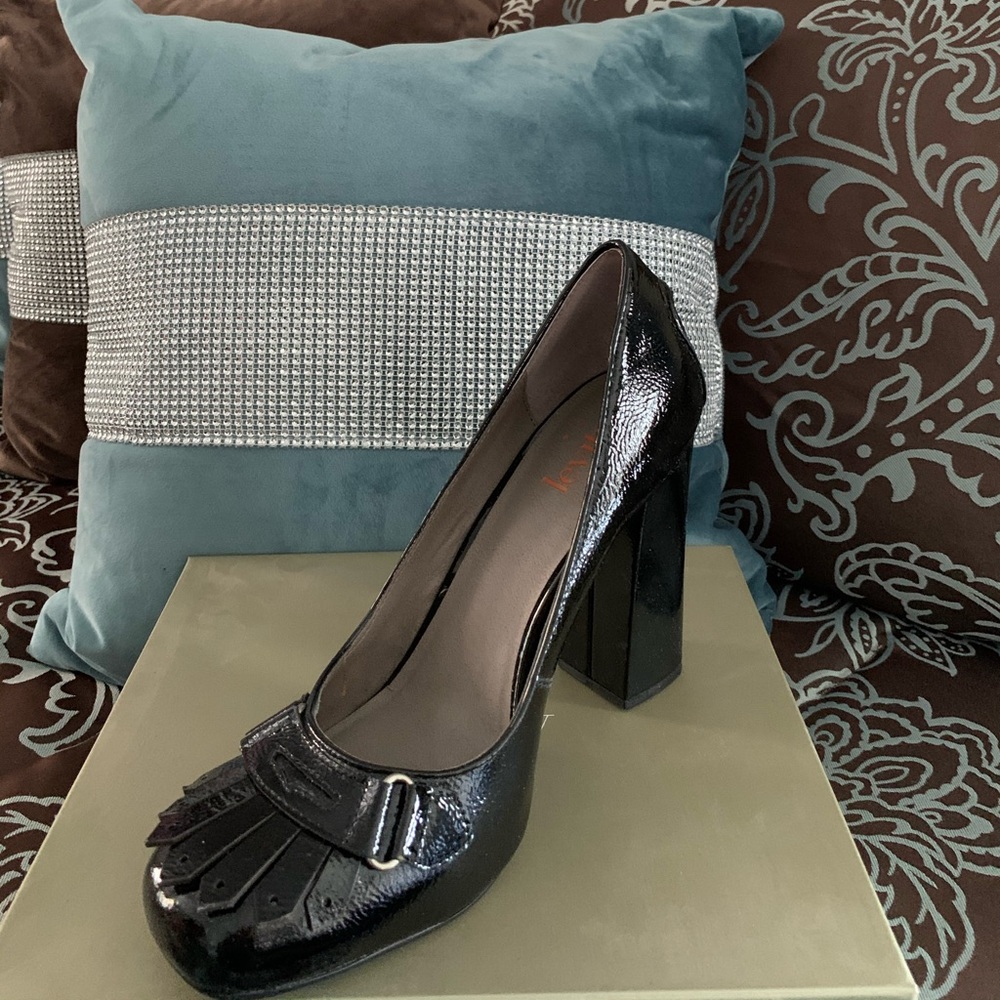 Black Patent Leather 4 Inch Pump Gem